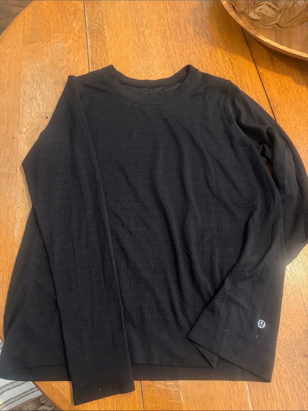 lululemon athletica Womans Black Long-Sleeve Perforated Crew Top